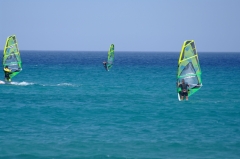 Виндсерфинг - один из самых популярных видов спорта на канарском острове Фуертевентура.