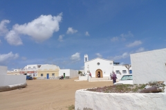 Церковь Virgen del Carmen. Дева с горы Кармель считается покровительницей острова.