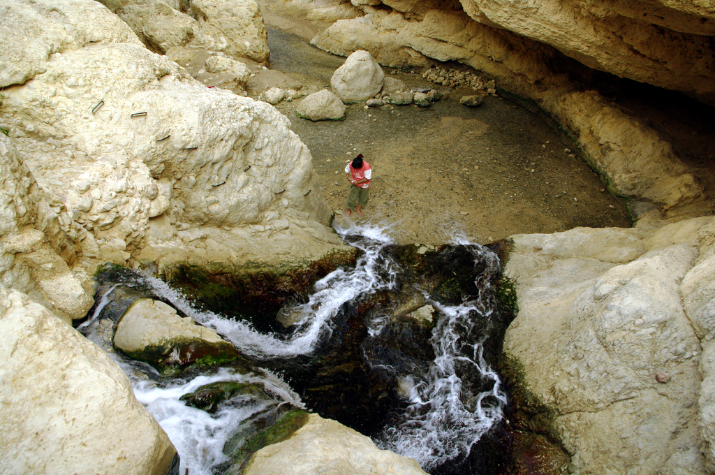 Водопады в ущелье Эйн-Бокек. Этими водопадами заканчивается легкая
