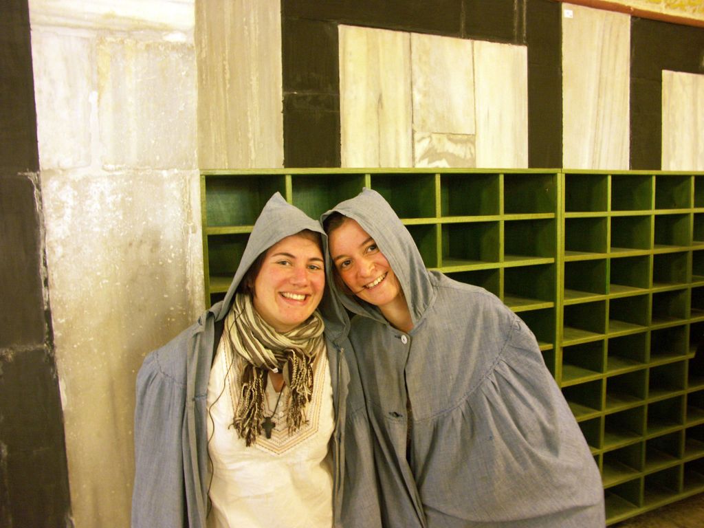 В мусульманской части здания над пещерой Махпела женщинам