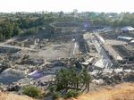 Вид на раскопки с холма.