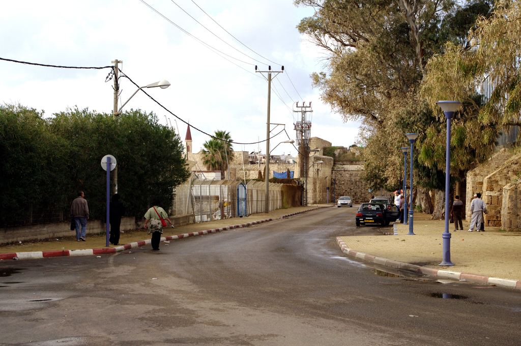 Акко. По дороге в старый город.