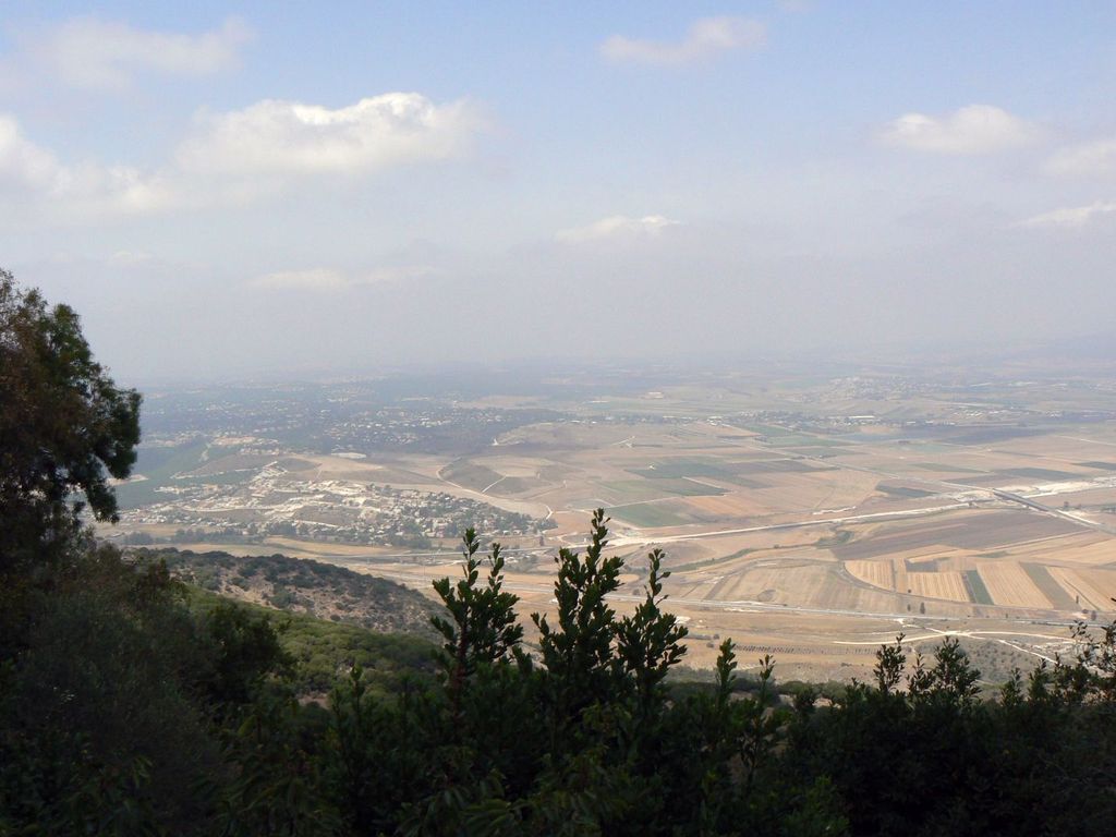 Вид на Израэльскую долину с горы Кармель