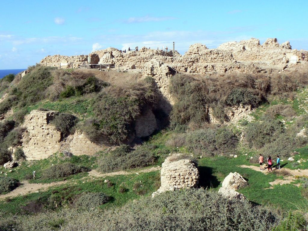 Арсур. Вид на крепость.