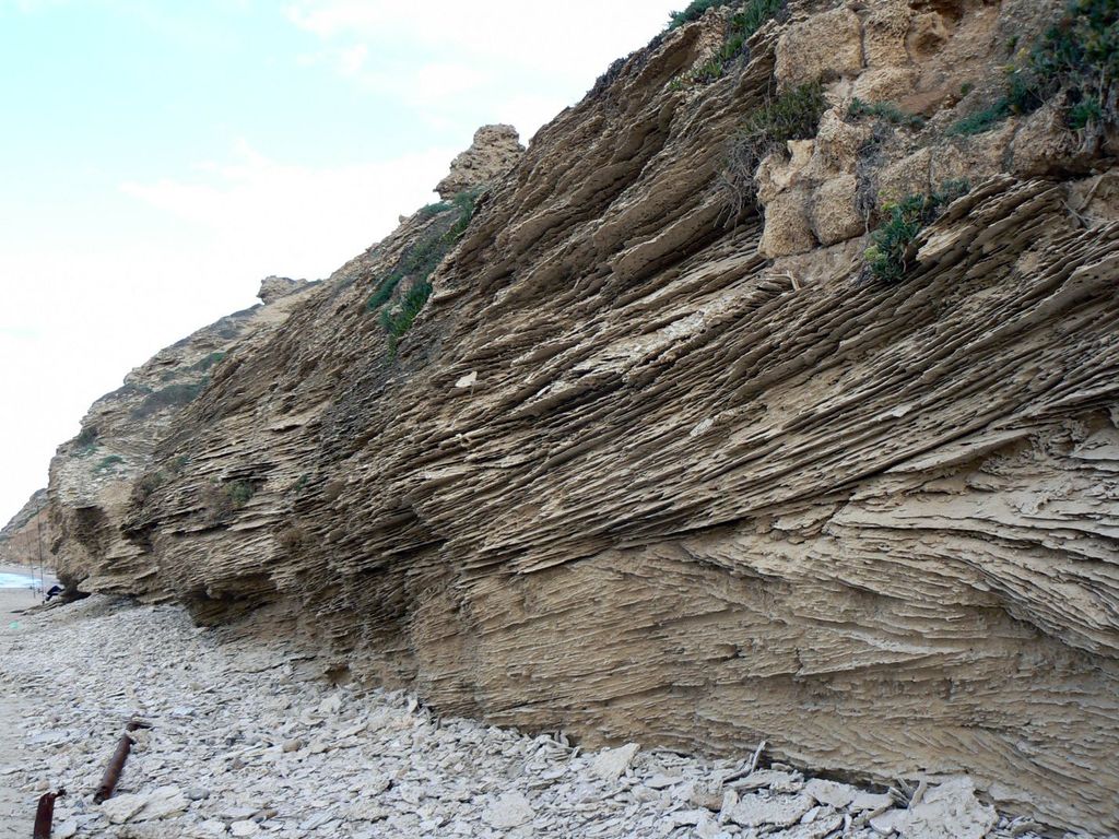 Аполлония. Морской берег у порта.