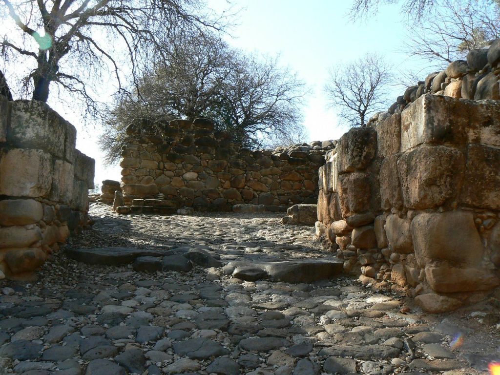 Вход в древний город Дан.