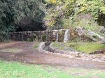 Водовод и остатки мельницы в парке Ярден.