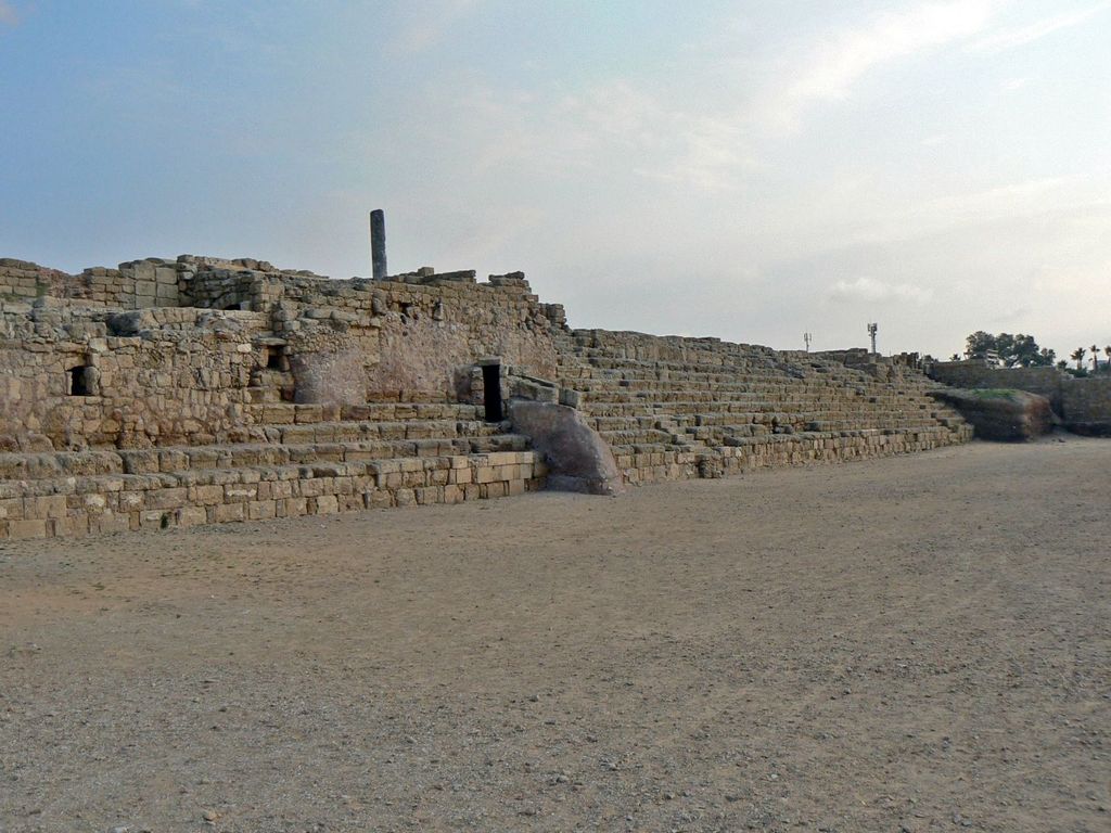 Кейсария. Трибуны ипподрома.