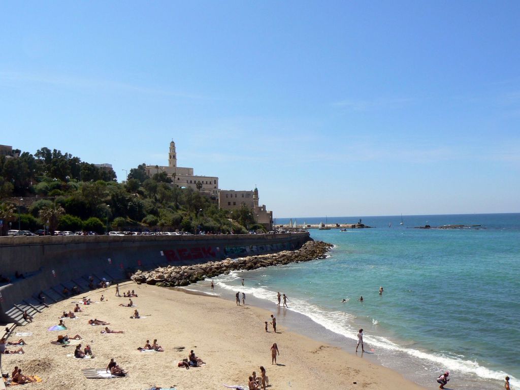 Вид на Яффо со стороны Тель-Авива.