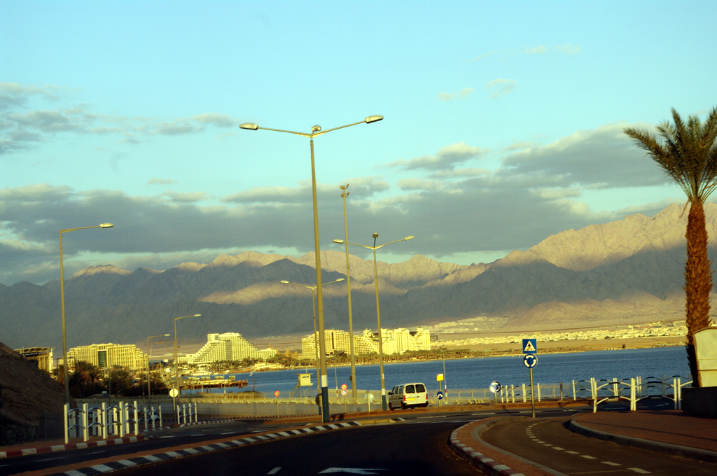 Вид центра Эйлата с западной стороны