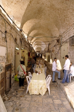 Рынок в Акко. Сейчас здесь пустовато: 1 января, суббота.