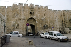 Львиные ворота. Отсюда начинается Виа Долороза (Via Dolorosa, «Путь Скорби»)  - путь Христа на Голгофу.