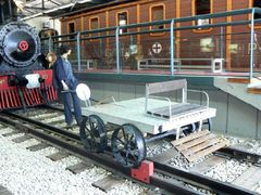 Ручная дрезина для проверки исправности путей.